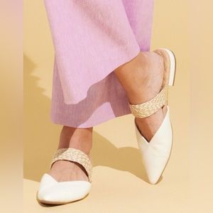 Birdies The Swan Pearl Cuff Size 6.5 White Flats Leather Flats Mules Slides